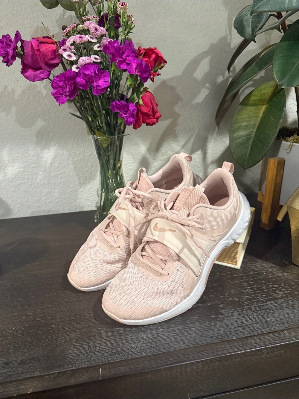 Nike Women’s Blush Pink Athletic Sneakers